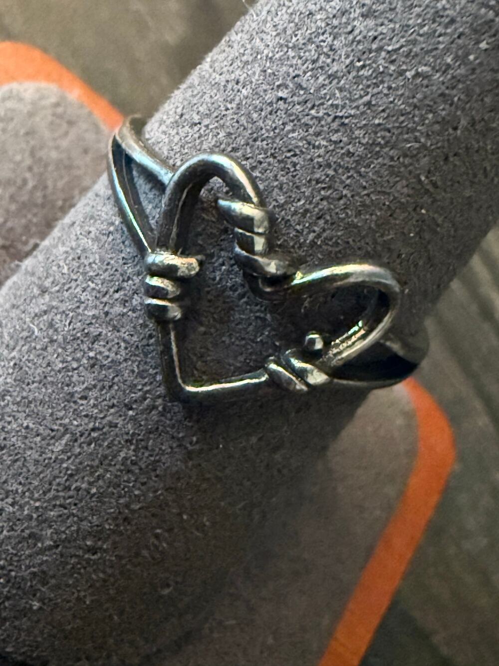 Vintage S925 Silver Gothic Barbed Wire Heart Ring Sz. 9